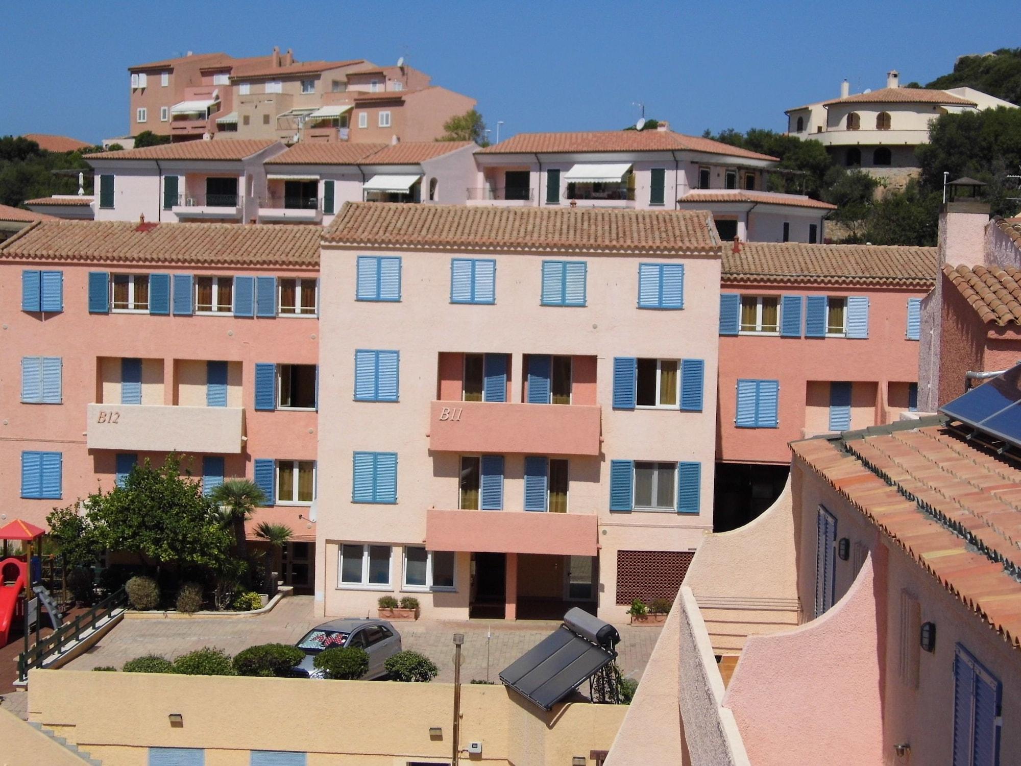 Le Nereidi Hotel & Residence Con Piscina-Tennis-Fitness-Parcheggio Coperto-Sala Conferenze La Maddalena  Ngoại thất bức ảnh