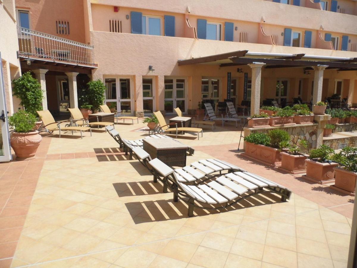 Le Nereidi Hotel & Residence Con Piscina-Tennis-Fitness-Parcheggio Coperto-Sala Conferenze La Maddalena  Ngoại thất bức ảnh