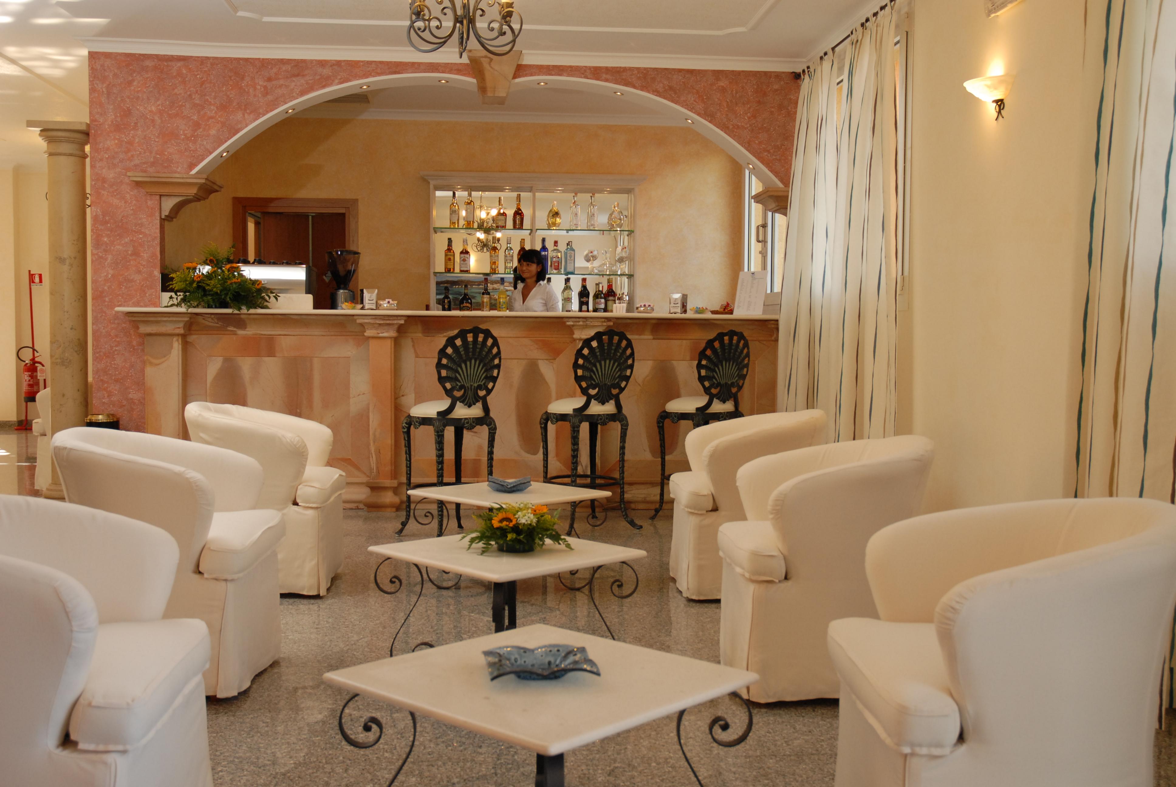 Le Nereidi Hotel & Residence Con Piscina-Tennis-Fitness-Parcheggio Coperto-Sala Conferenze La Maddalena  Ngoại thất bức ảnh